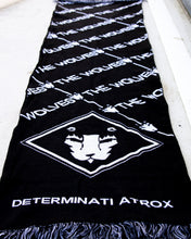 Load image into Gallery viewer, Big Wolves Scarf